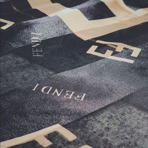 Authentic Fendi scarf 🧣💫